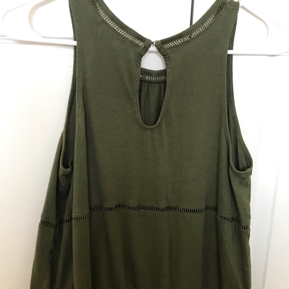 army green sleeveless top - Picture 2 of 3